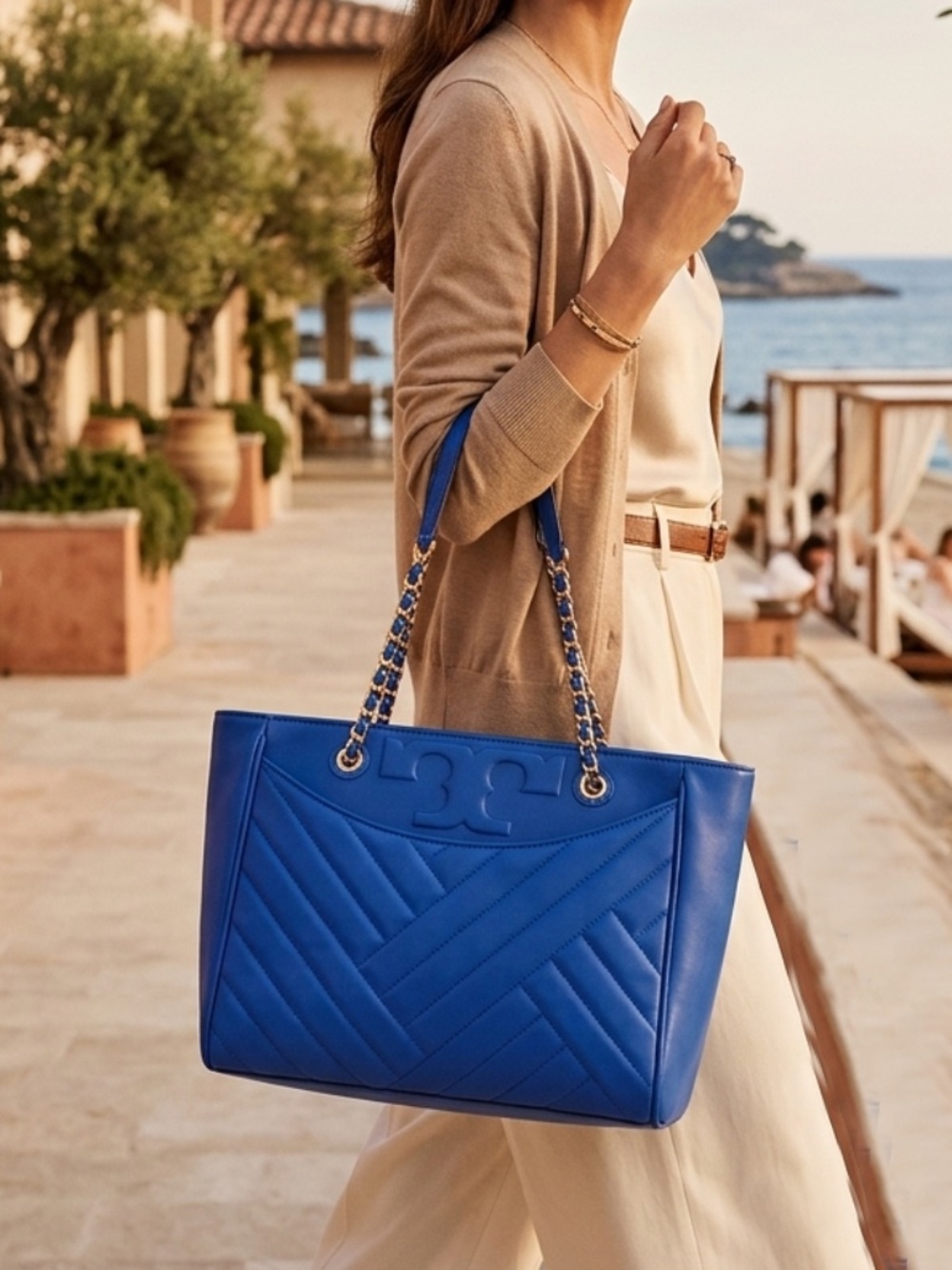 NEW Tory Burch Alexa Flat Regal Blue Quilted Leather Chain Strap Small Tote Bag